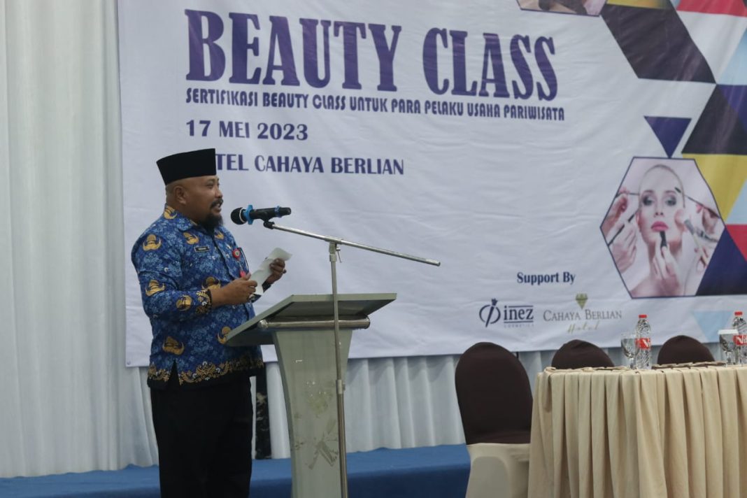 Kembangkan Kompetensi Pelaku Usaha di Pamekasan, Disporapar Gelar Beauty Class