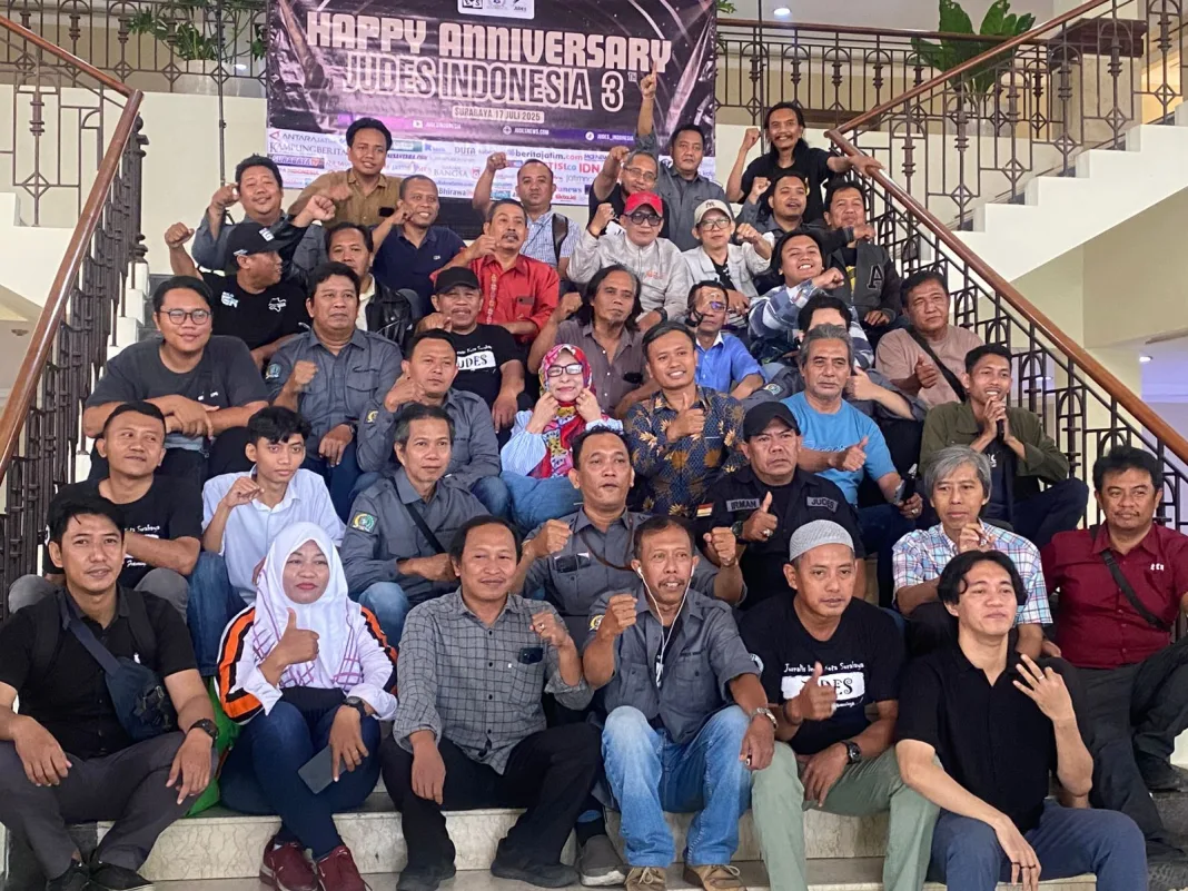 Tiga Tahun Judes, Jurnalis DPRD Surabaya Kuatkan Demokrasi Berbasis Publik