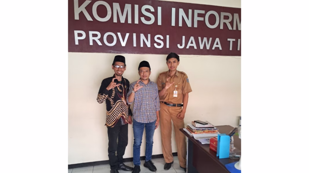 Kunjungi Komisi Informasi, Ketua Komisi A DPRD Jatim Bahas Transparansi Desa