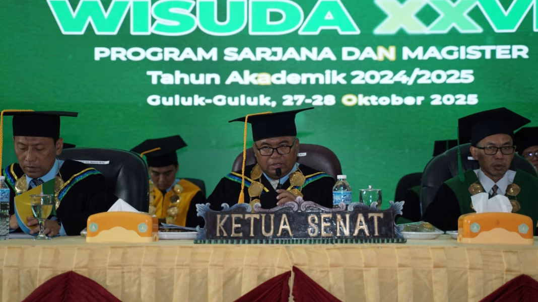 Universitas Annuqayah Kukuhkan Ratusan Wisudawan, Rektor Titip 3 Pesan