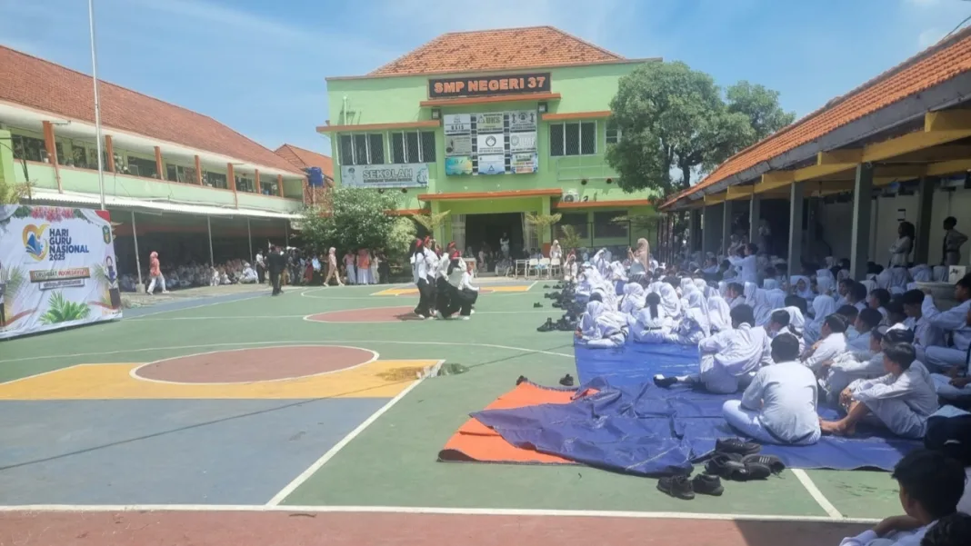 HGN ke-80, DPRD Surabaya Temukan Masalah Kantin Dan Fasilitas Di SMPN 37