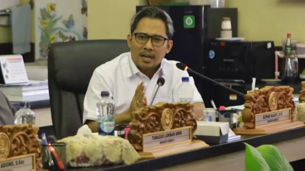 Azhar Kahfi Desak Pembaruan Sistem Pengawasan Prostitusi Online di Surabaya