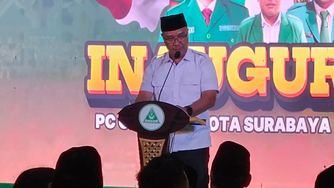 Video Viral Personel Main Game Dibantah Pemkot Surabaya: Bukan ASN Resmi