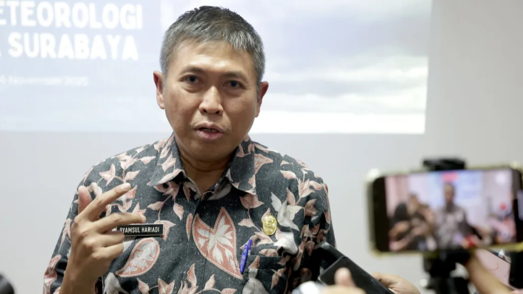 Rencana Tanggul Laut Ditunda Surabaya Utamakan Infrastruktur Pengendalian Banjir