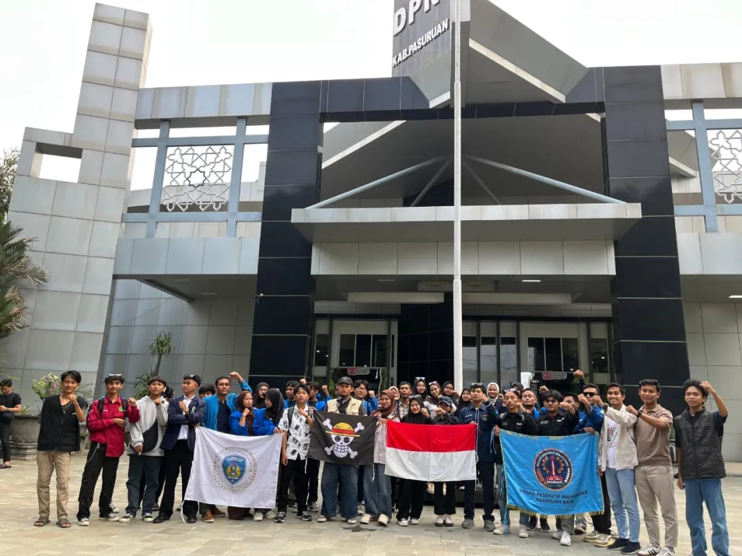 Kemenangan Kontrol Sosial: BEM Pasuruan Raya Paksa DPRD Tandatangani 6 Tuntutan Mahasiswa