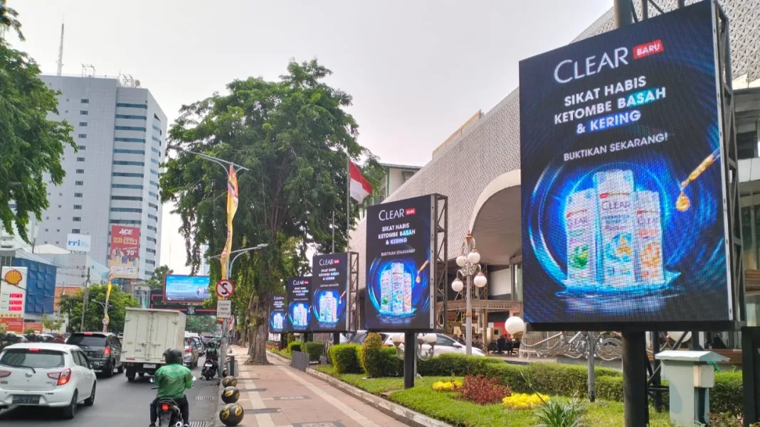 Sasar Taman, Pajak Reklame Ruang Publik Surabaya Naik Demi PAD