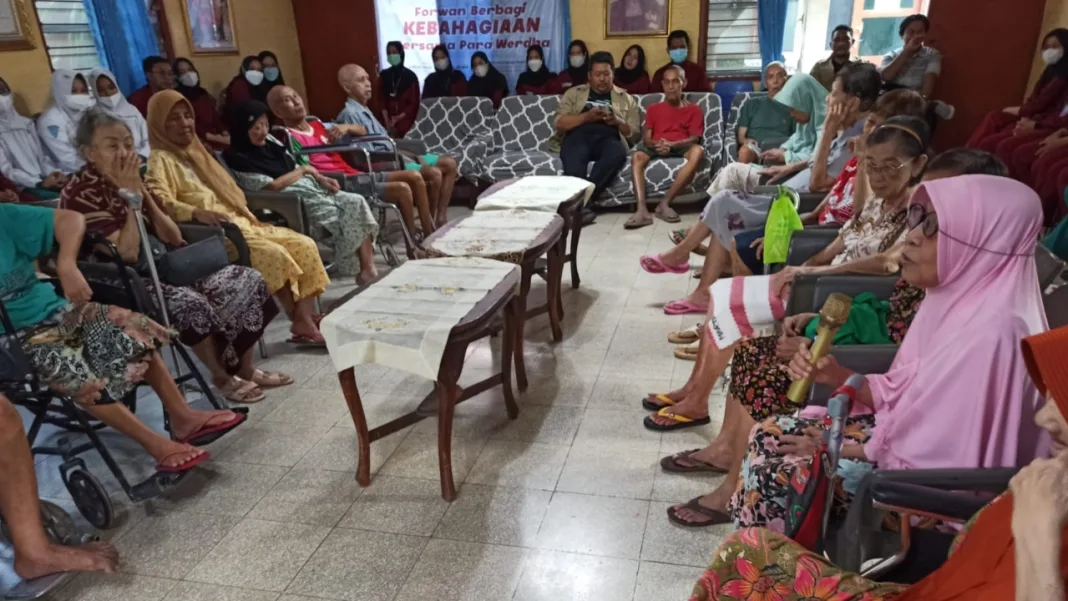 Forwan Surabaya Dorong Kepedulian terhadap Lansia Lewat Baksos di Hargo Dadali