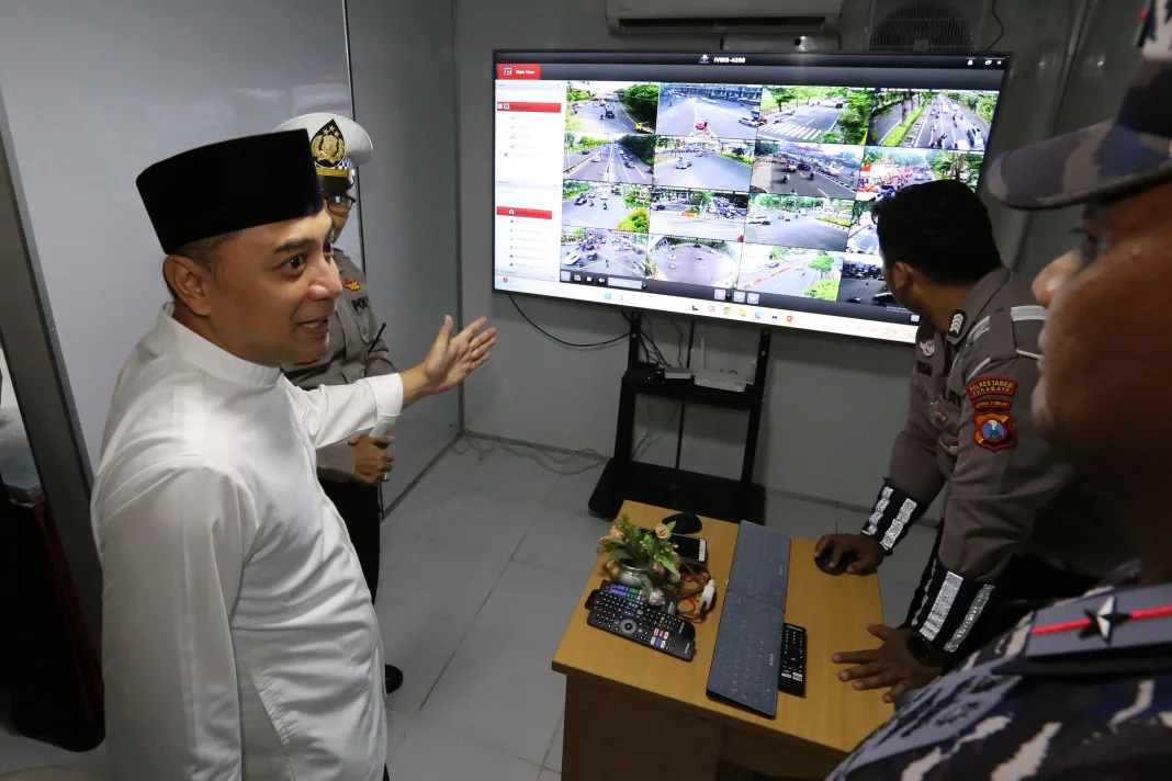 Pemkot Surabaya Perketat Pengamanan Lebaran 2026 Melalui CCTV Siskamling One Gate System