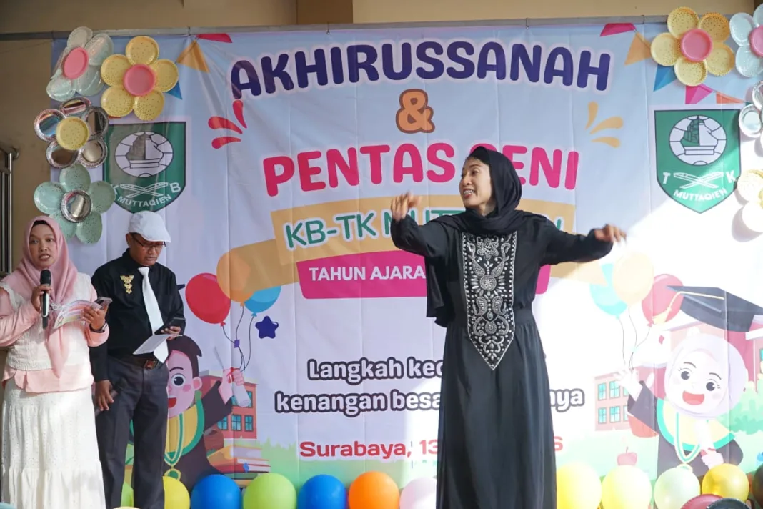 Inovasi Paduan Suara Islami Modern, Cara Baru TK Muttaqien Surabaya Menyatukan Seni, Pendidikan dan Spiritualitas