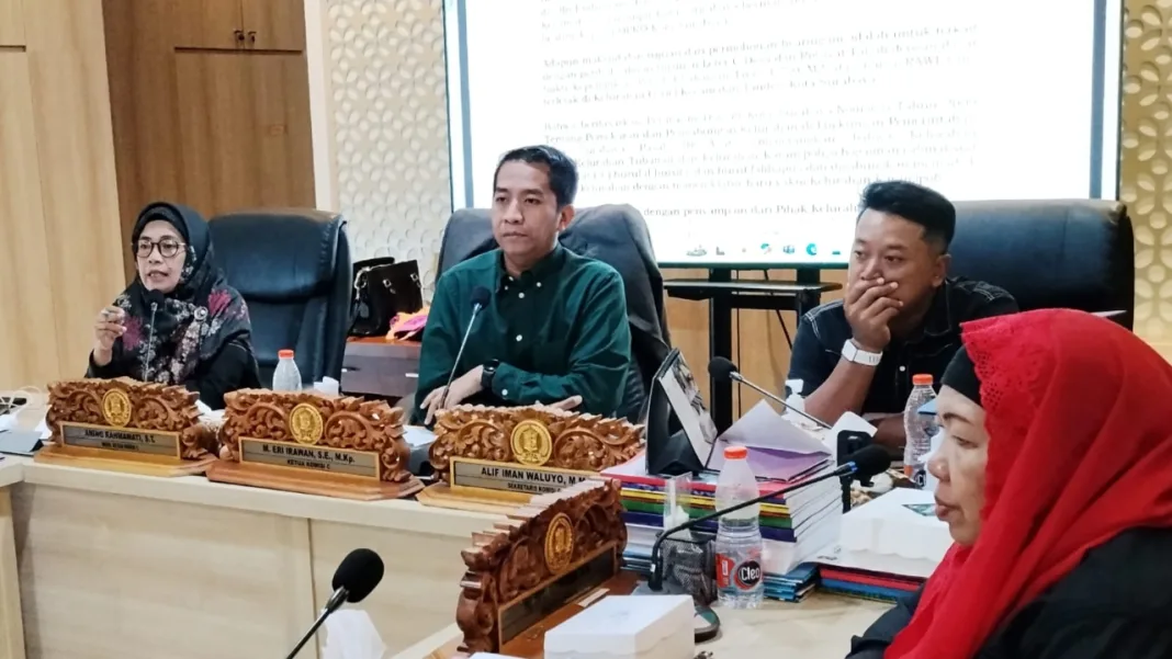 Sengketa Tanah Karangpoh Memanas, BPN Jawa Timur Mangkir Panggilan DPRD Surabaya
