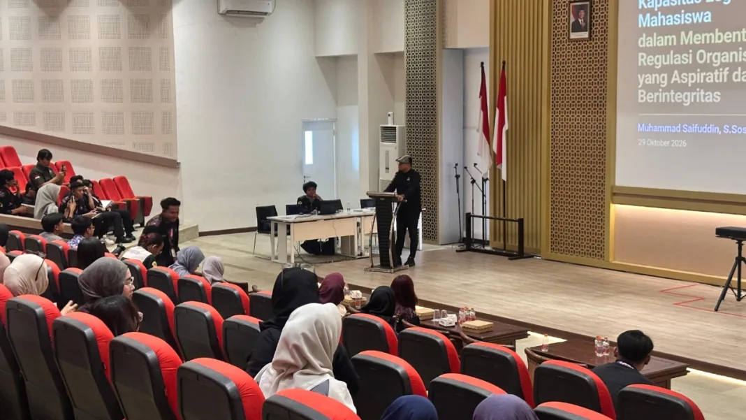 Sekolah Legislator 2026, Bang Udin Tekankan Peran Mahasiswa Mengawal Demokrasi
